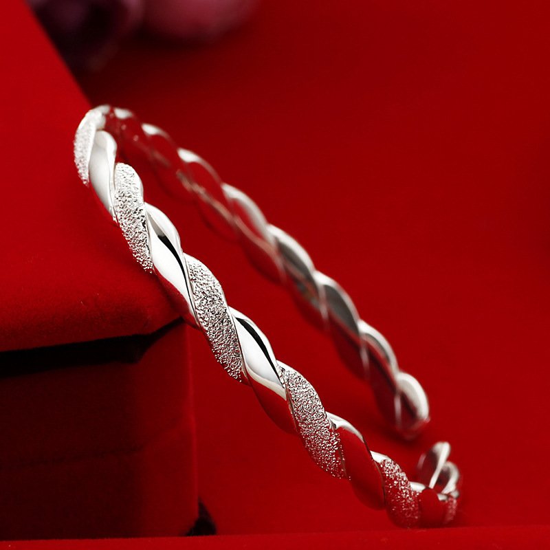 Twisted silver bracelet women frosted and polished interwoven bracelet fashion simple student young bracelet Twisted silver bracelet women frosted and polished interwoven bracelet fashion simple student young bracelet