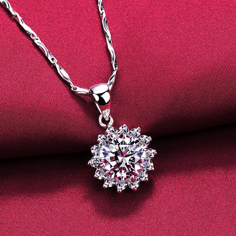 Sunflower full of diamonds and gypsophila pendant short snowflake clavicle necklace 925 jewelry